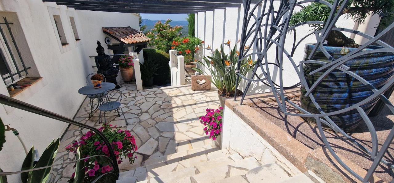 Corniche Du Paradis Roquebrune-sur Argens Zewnętrze zdjęcie